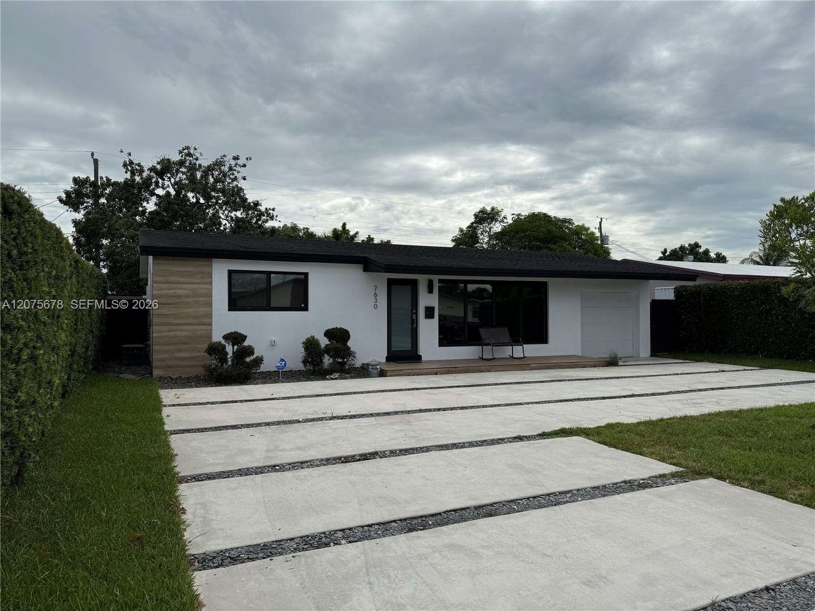 7630 Venetian St, Miramar FL 33023 photo 4