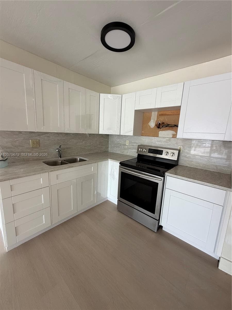 1800 NW 24th Ave # 220, Miami FL 33125