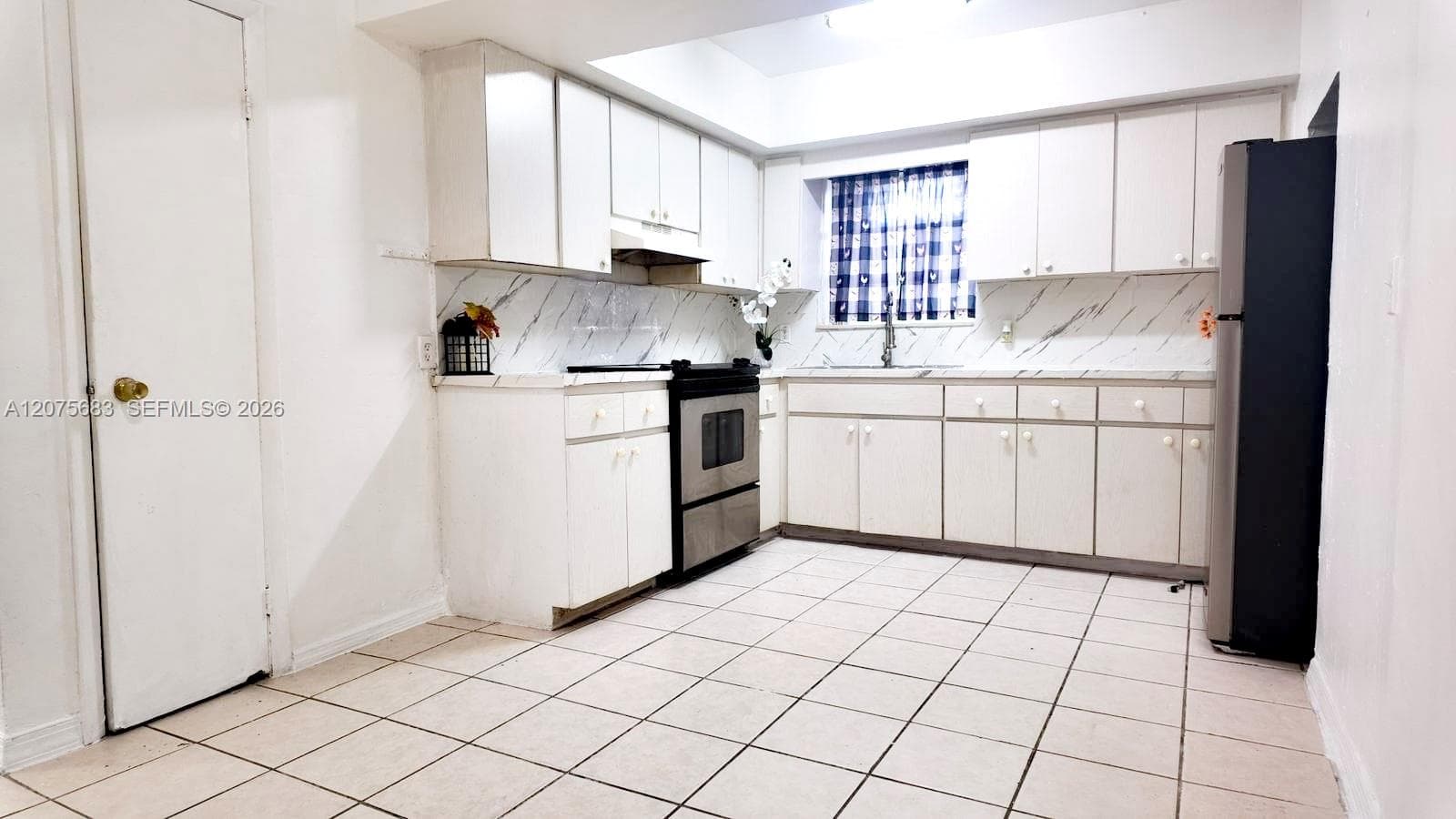2367 NW 82nd St Miami, Miami FL 33147 photo 5