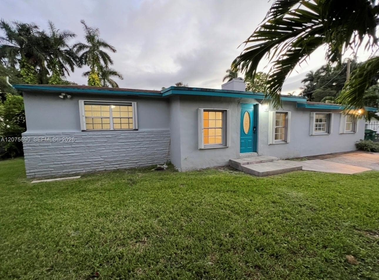 88 NW 85th St # 1, Miami FL 33150