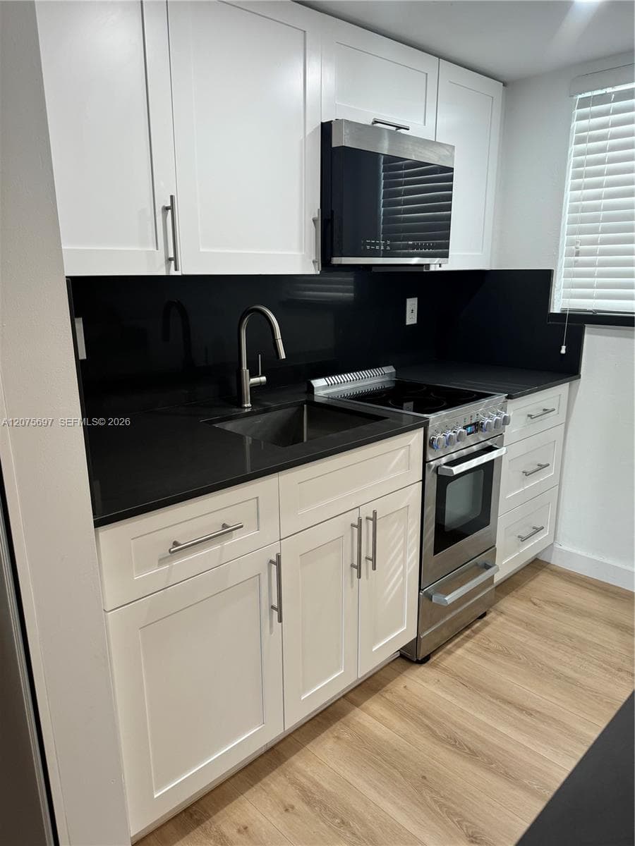 1025 SW 6th Ave # 6, Miami, FL 33130 photo 2