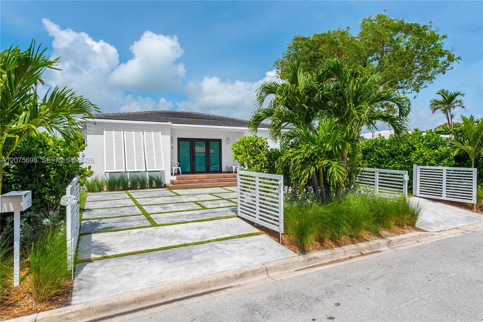 8834 Abbott Ave, Surfside FL 33154 photo 2