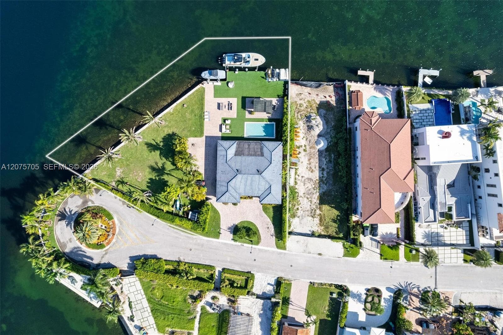333 Atlantic Ave, Sunny Isles Beach, FL 33160 photo 3