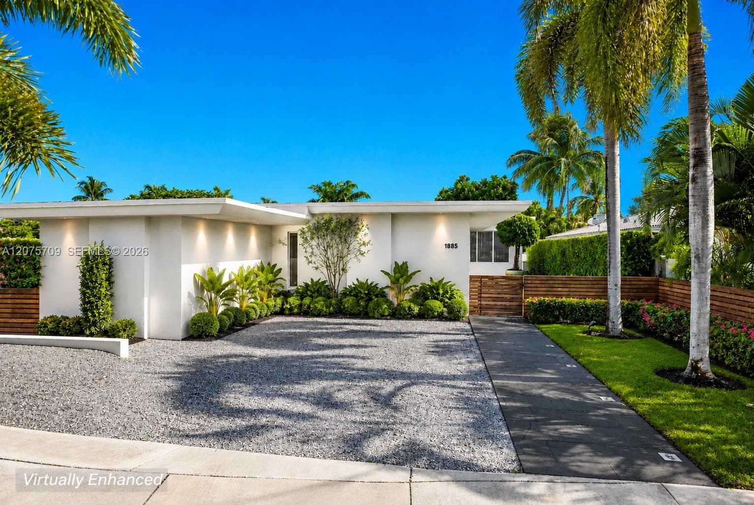 1885 Daytonia Rd, Miami Beach FL 33141 photo 3