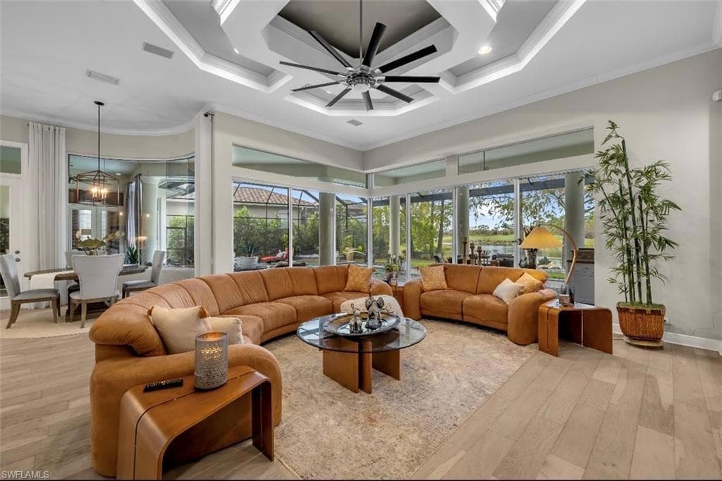 2721 Olde Cypress Drive, Naples FL 34119 photo 5