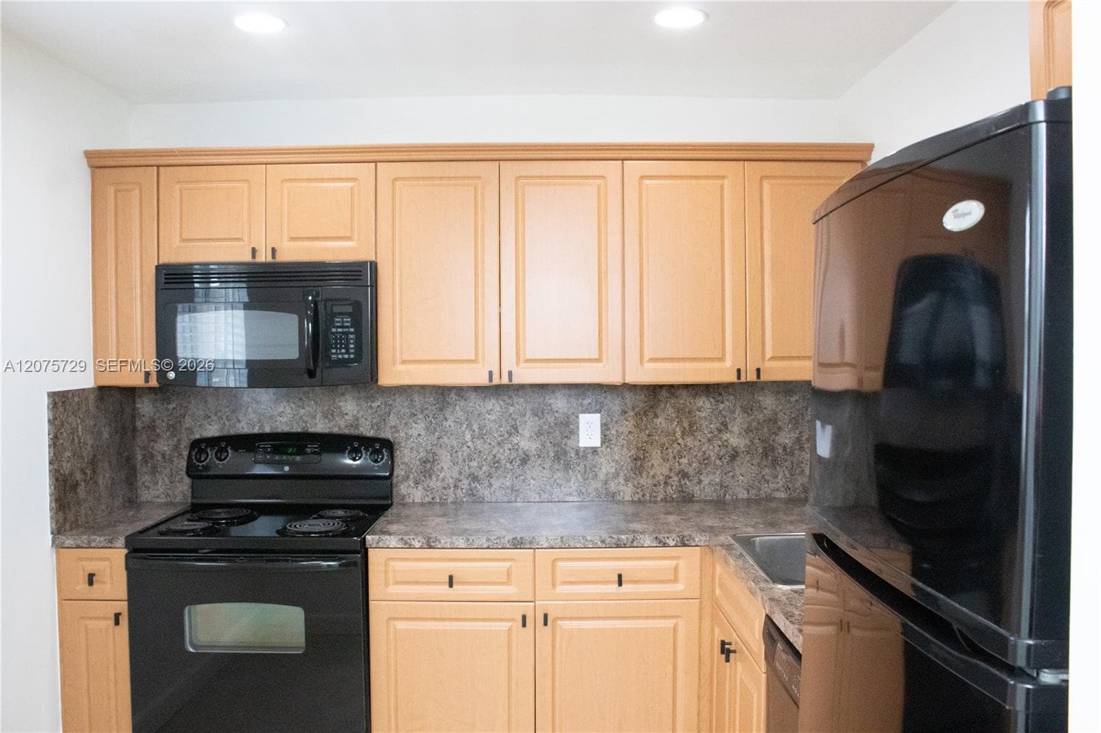 7860 Camino Real # 406, Miami FL 33143 photo 3