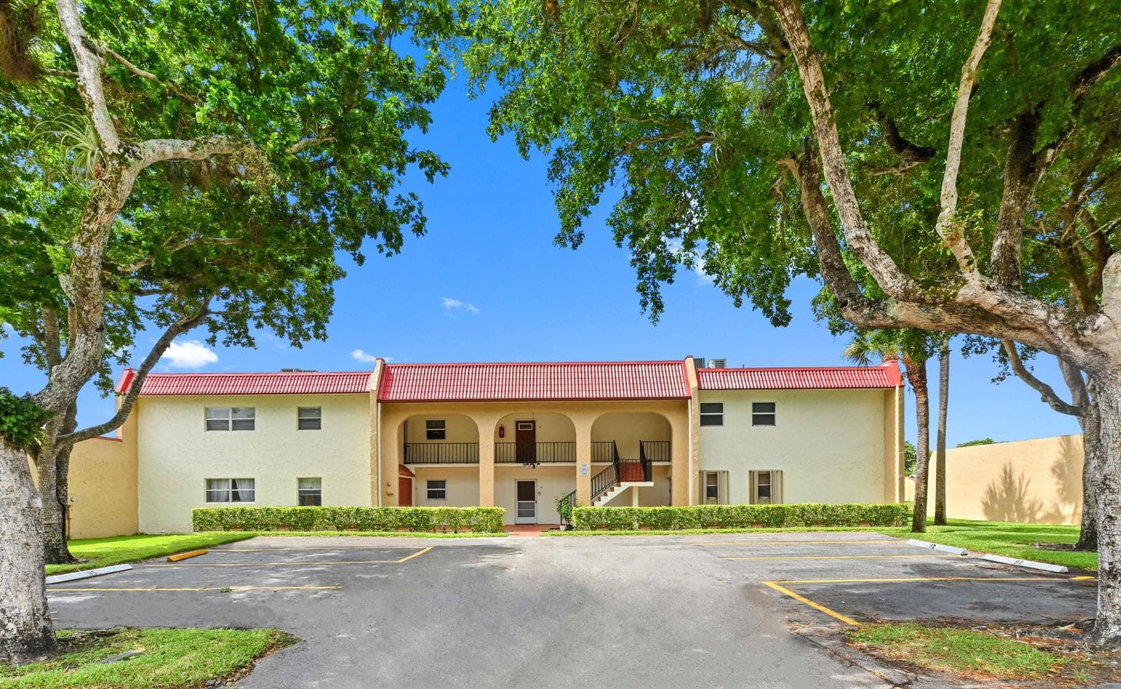 198 Lake Frances Drive # 198, West Palm Beach FL 33411 photo 2