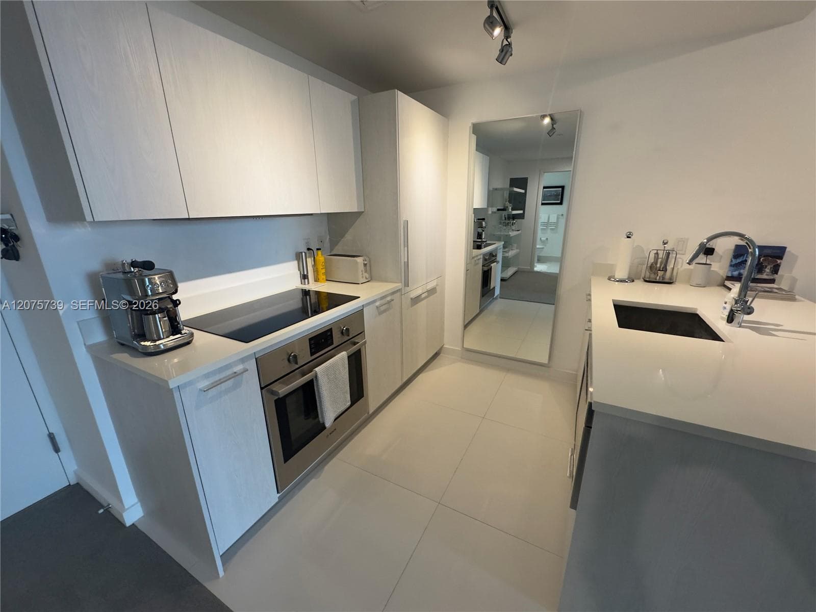 501 NE 31st St # 903, Miami FL 33137 photo 2