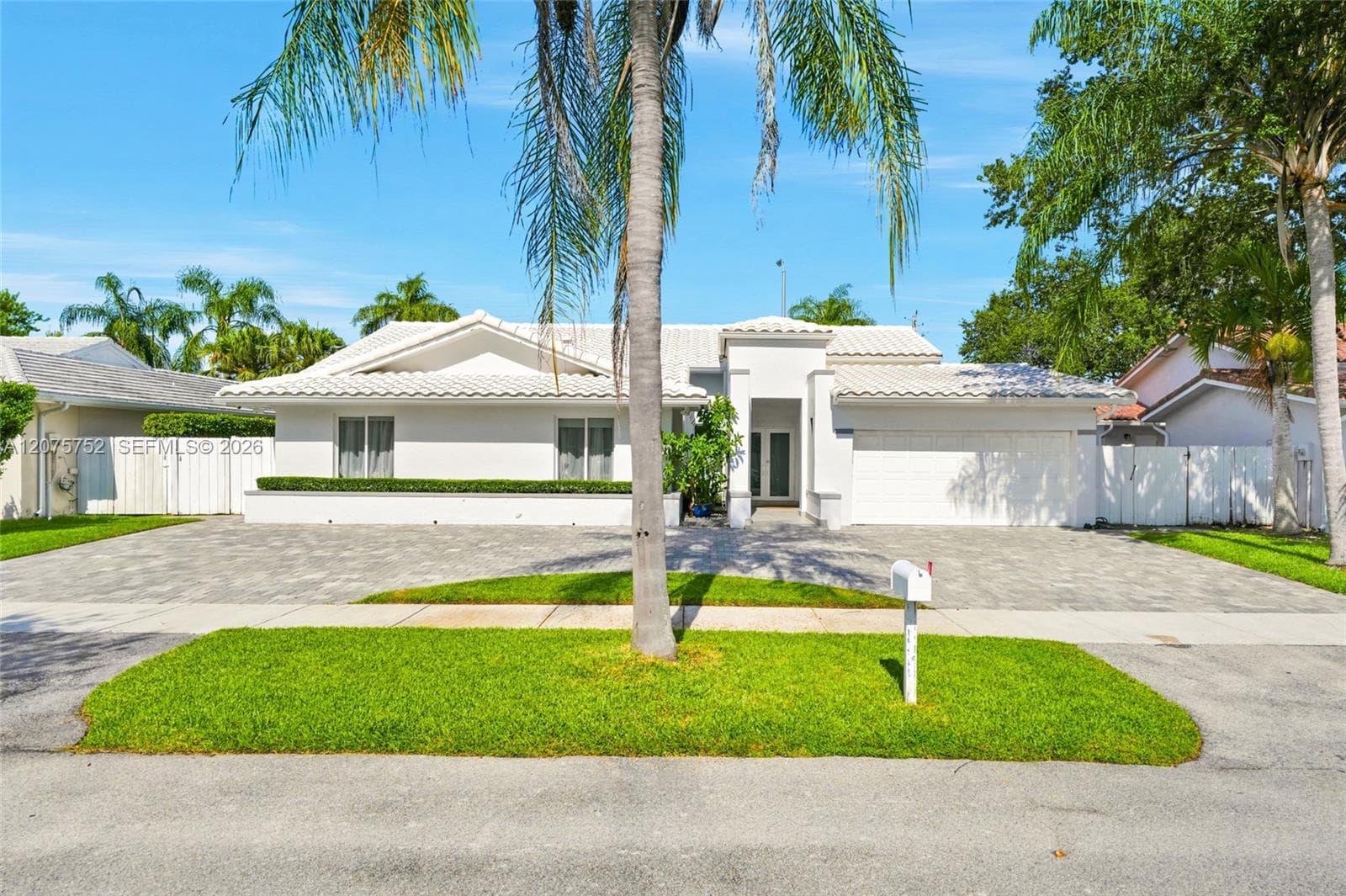 8250 SW 86th Ct, Miami FL 33143 photo 5