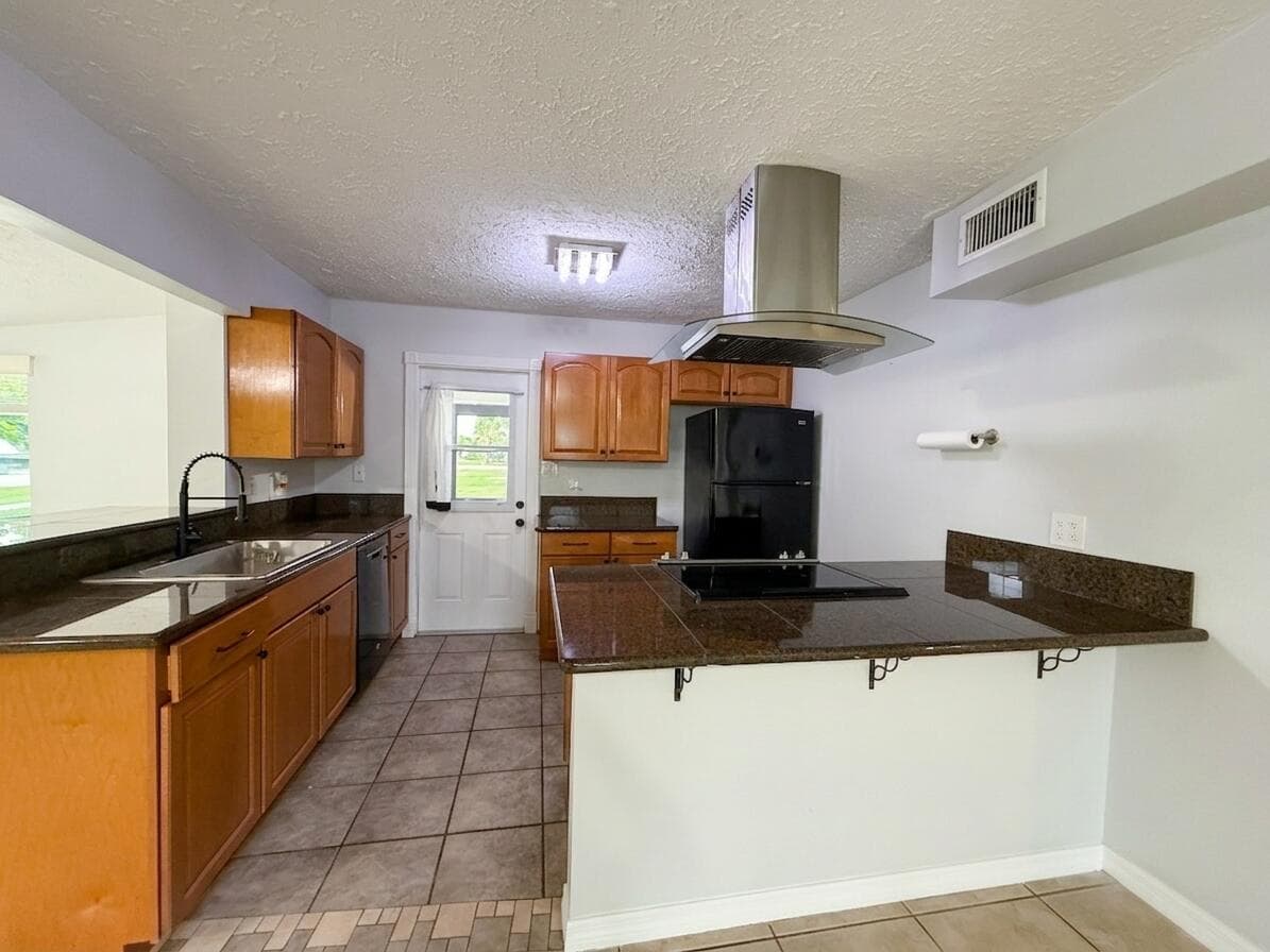 1480 6th Avenue, Vero Beach FL 32960 photo 4