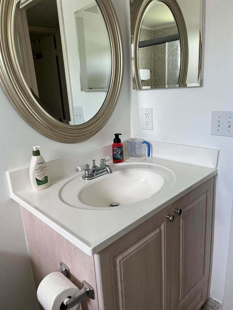 571 Flanders # L, Delray Beach FL 33484 photo 5
