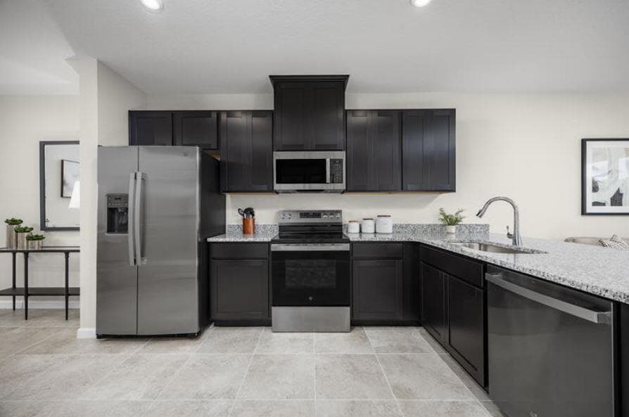 89 Savannah Lakes Boulevard, Fort Pierce FL 34982 photo 5