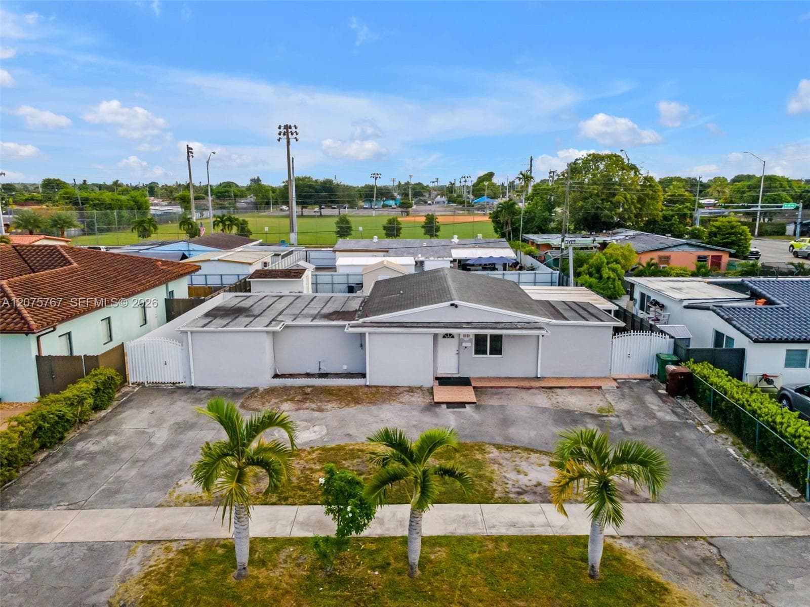 6049 W 14th Ct, Hialeah FL 33012 photo 2