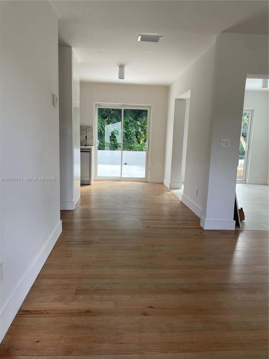 22 Marabella Ave, Coral Gables FL 33134 photo 3