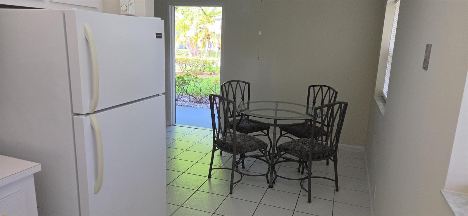 444 Saxony J, Delray Beach FL 33446 photo 5