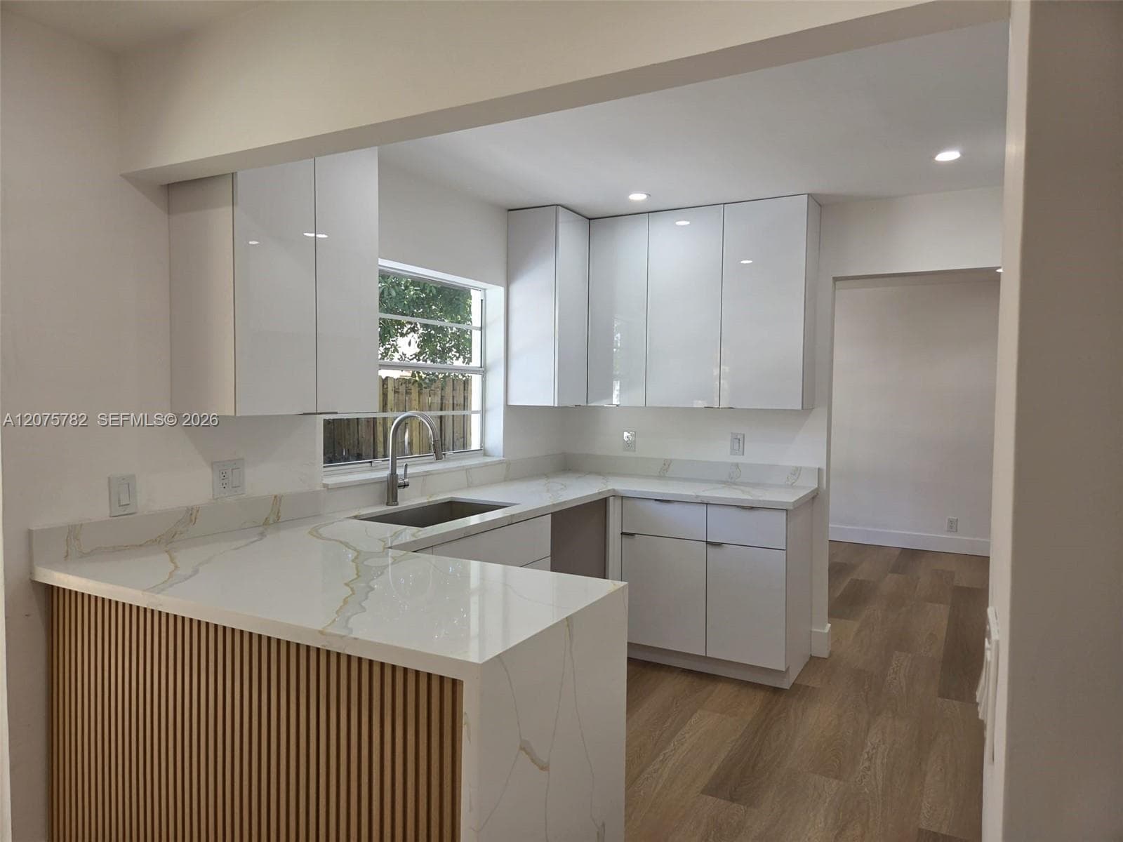 7389 NW 48th Pl, Lauderhill FL 33319 photo 5