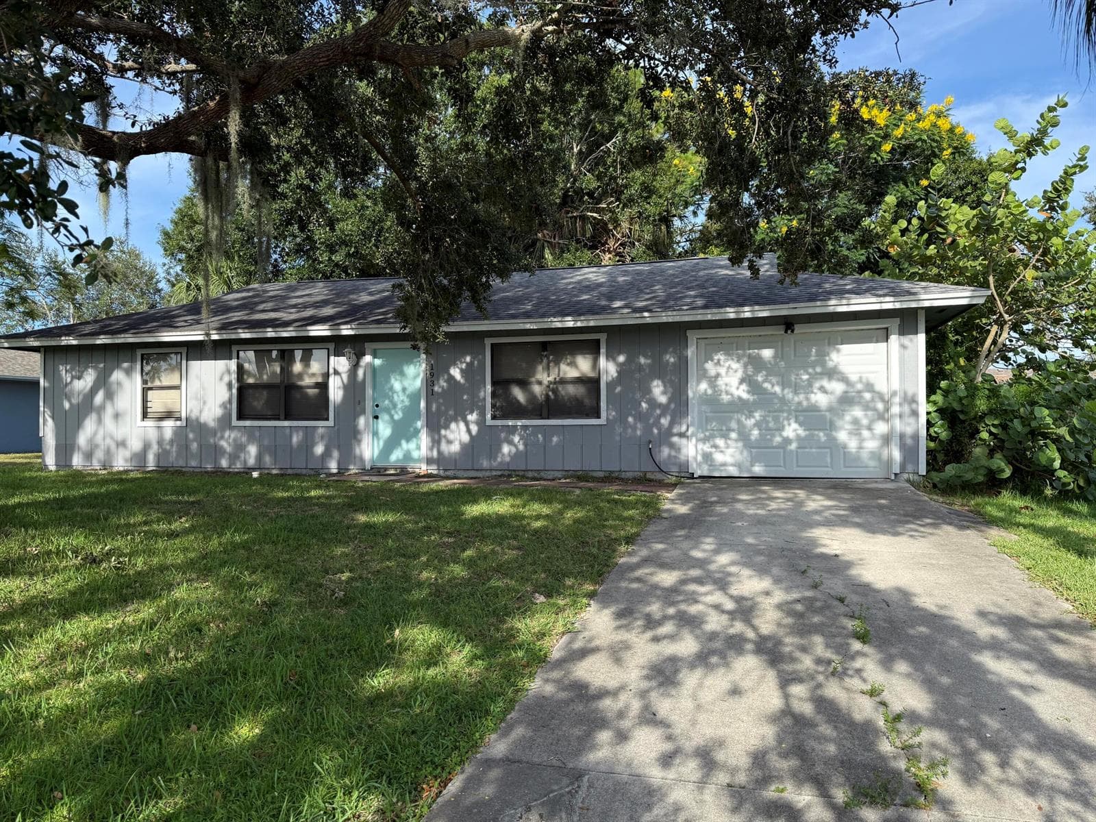 1931 SW Beekman Street, Port St. Lucie FL 34953