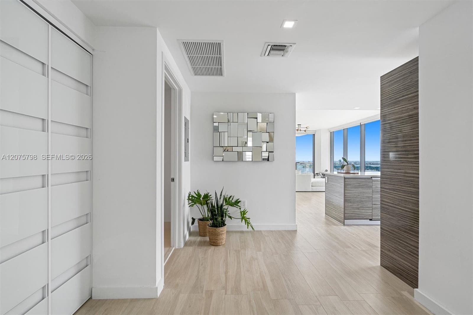 460 NE 28th St # 3508, Miami FL 33137 photo 3