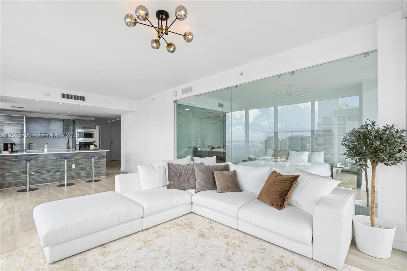 460 NE 28th St # 3508, Miami FL 33137 photo 4