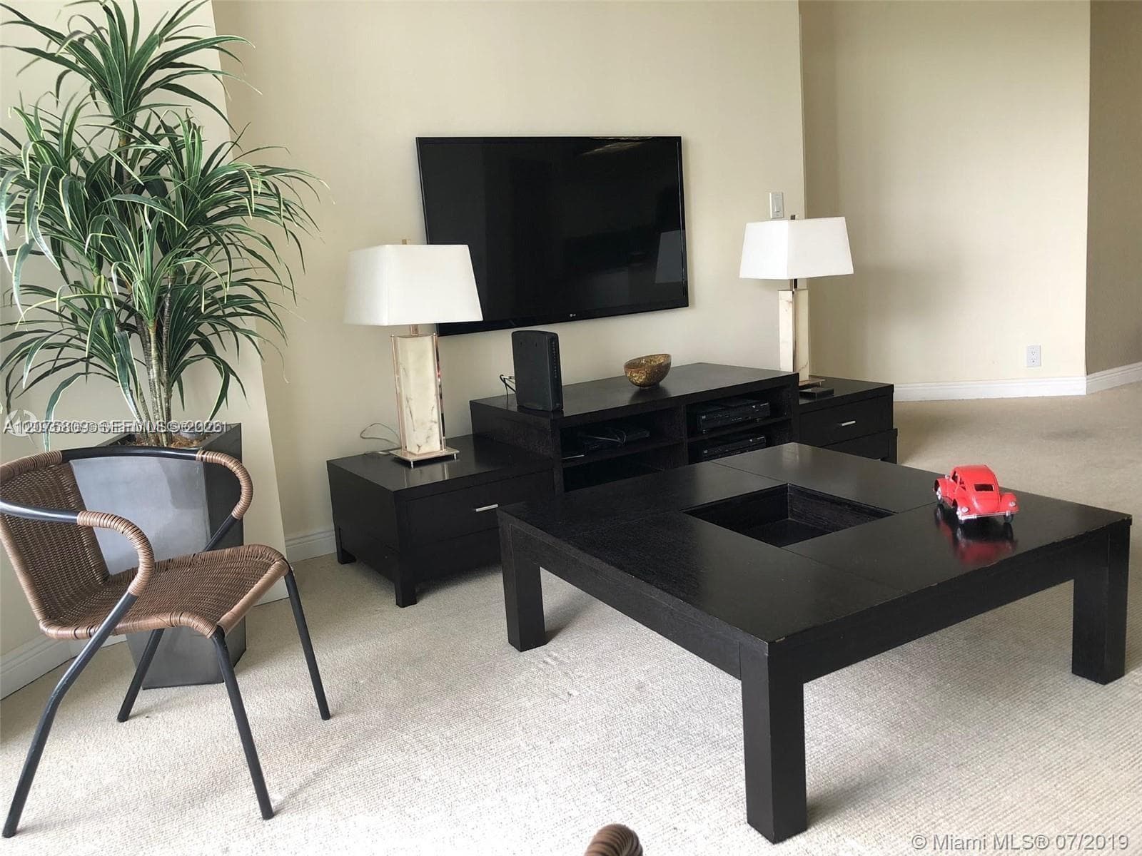3530 Mystic Pointe Dr # 1008, Aventura FL 33180 photo 2