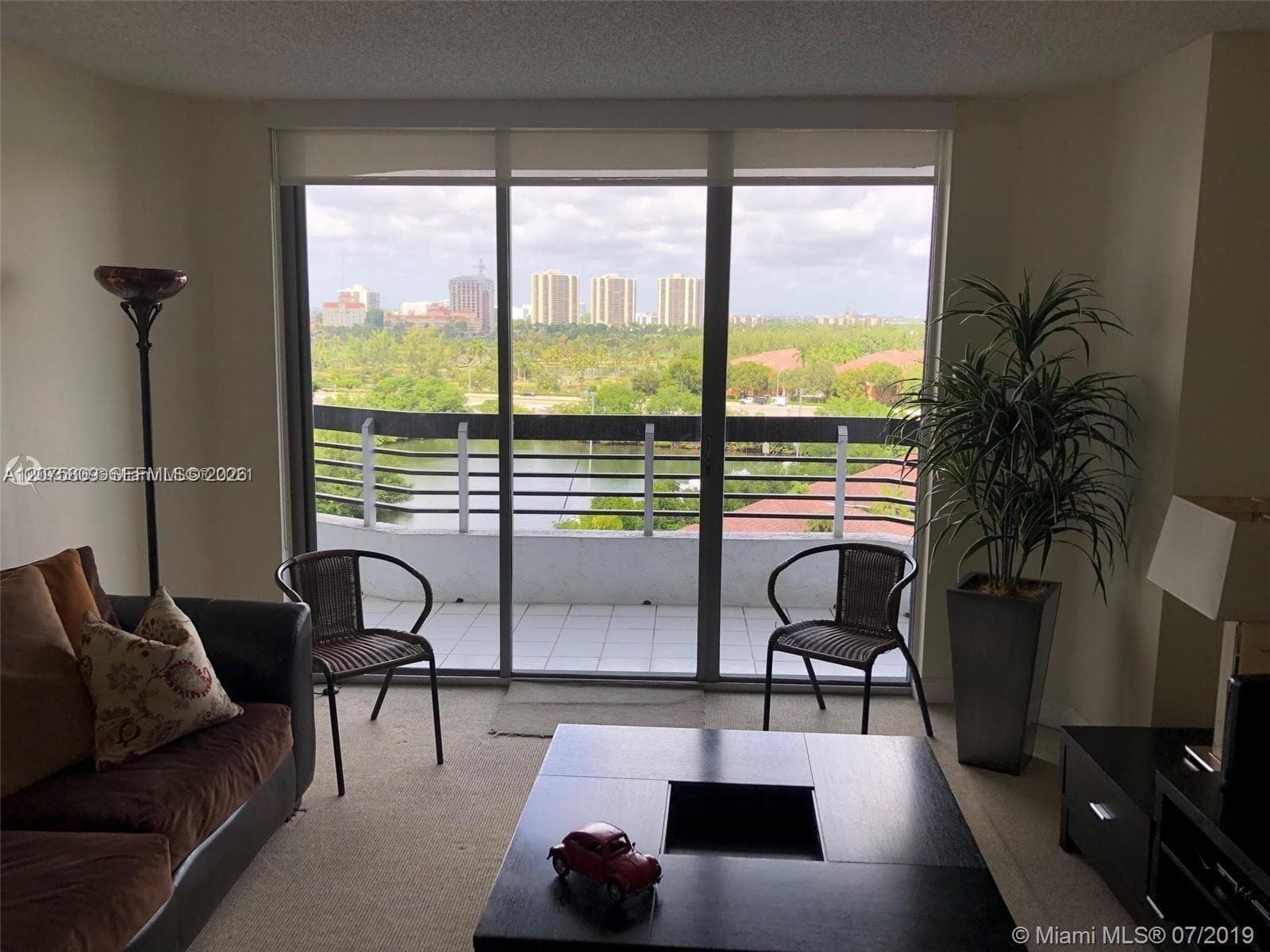 3530 Mystic Pointe Dr # 1008, Aventura FL 33180 photo 3