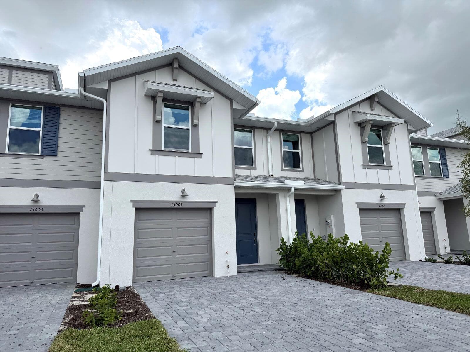 13001 SW FORLI Way, Port St. Lucie FL 34987 photo 2