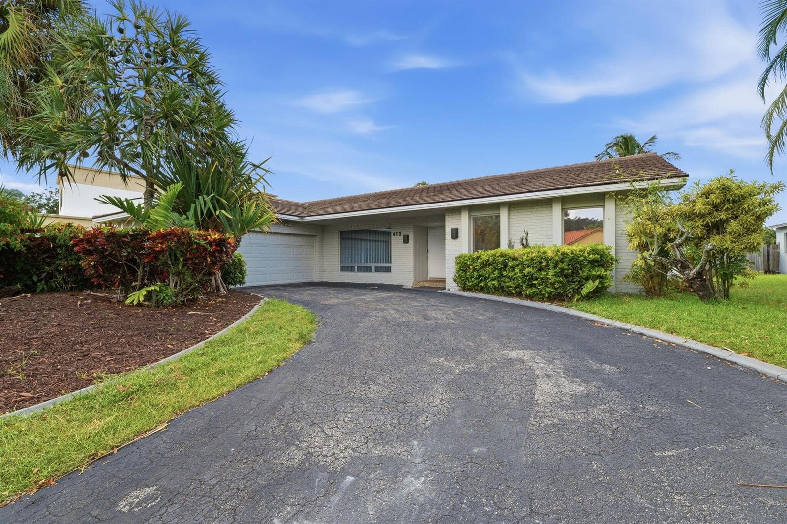613 SEA TURTLE Way, Plantation FL 33324 photo 4