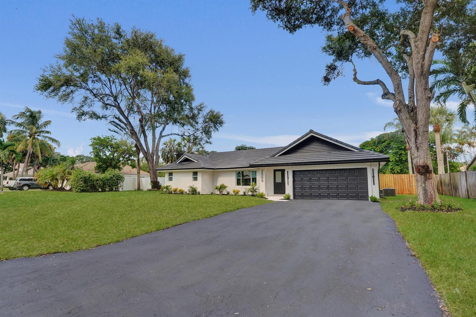2009 SW 36TH Avenue, Delray Beach FL 33445