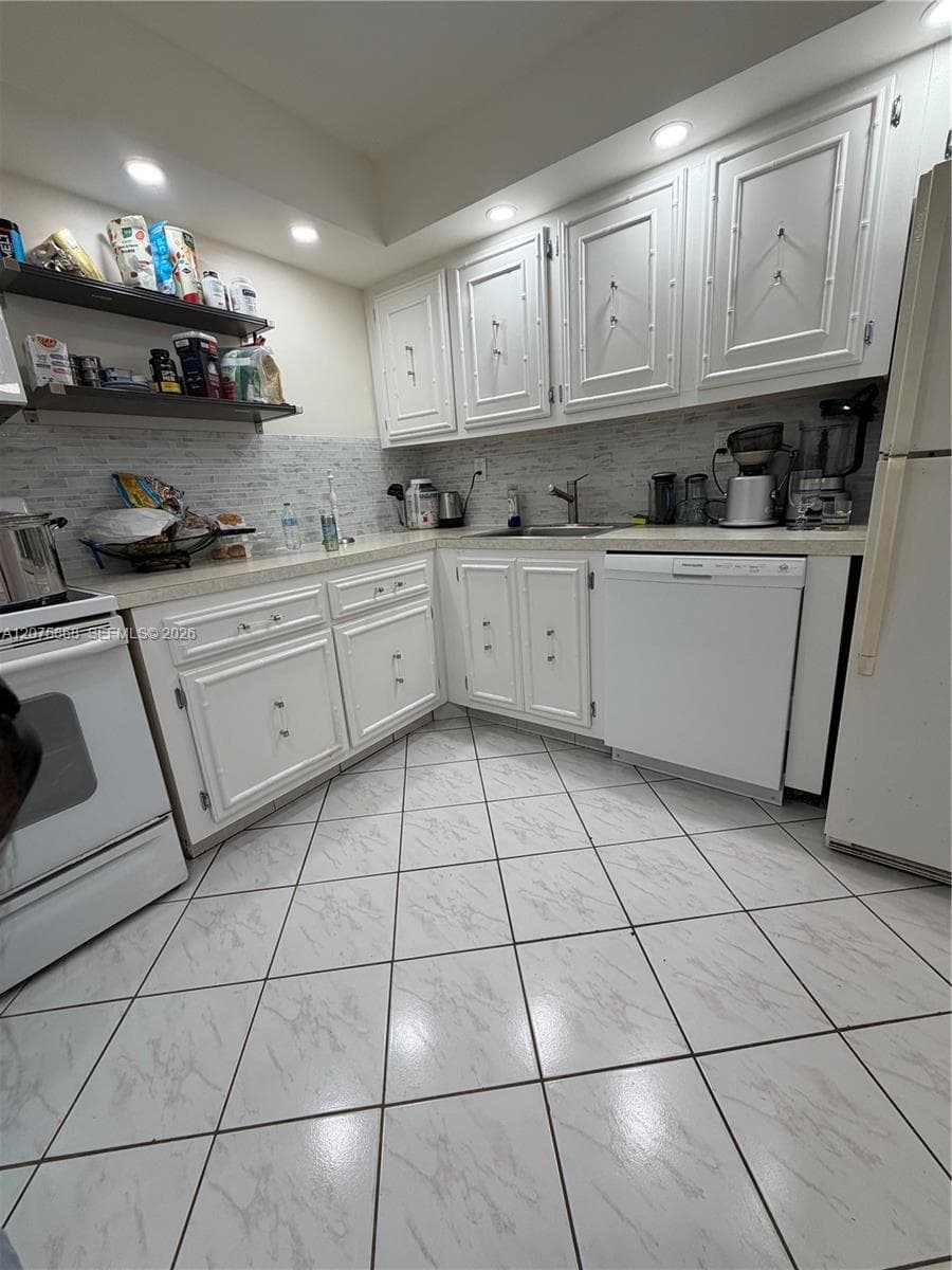 2000 Atlantic Shores Blvd # 407, Hallandale Beach FL 33009 photo 5