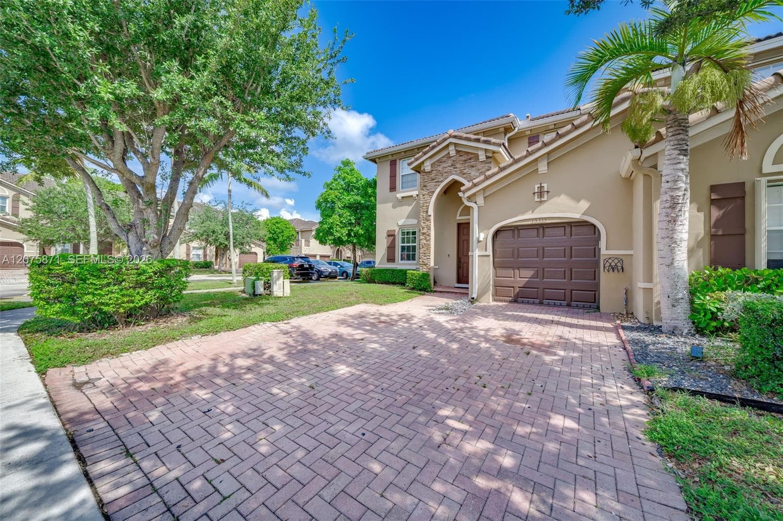 15335 SW 9th Way # 15335, Miami, FL 33194 photo 2
