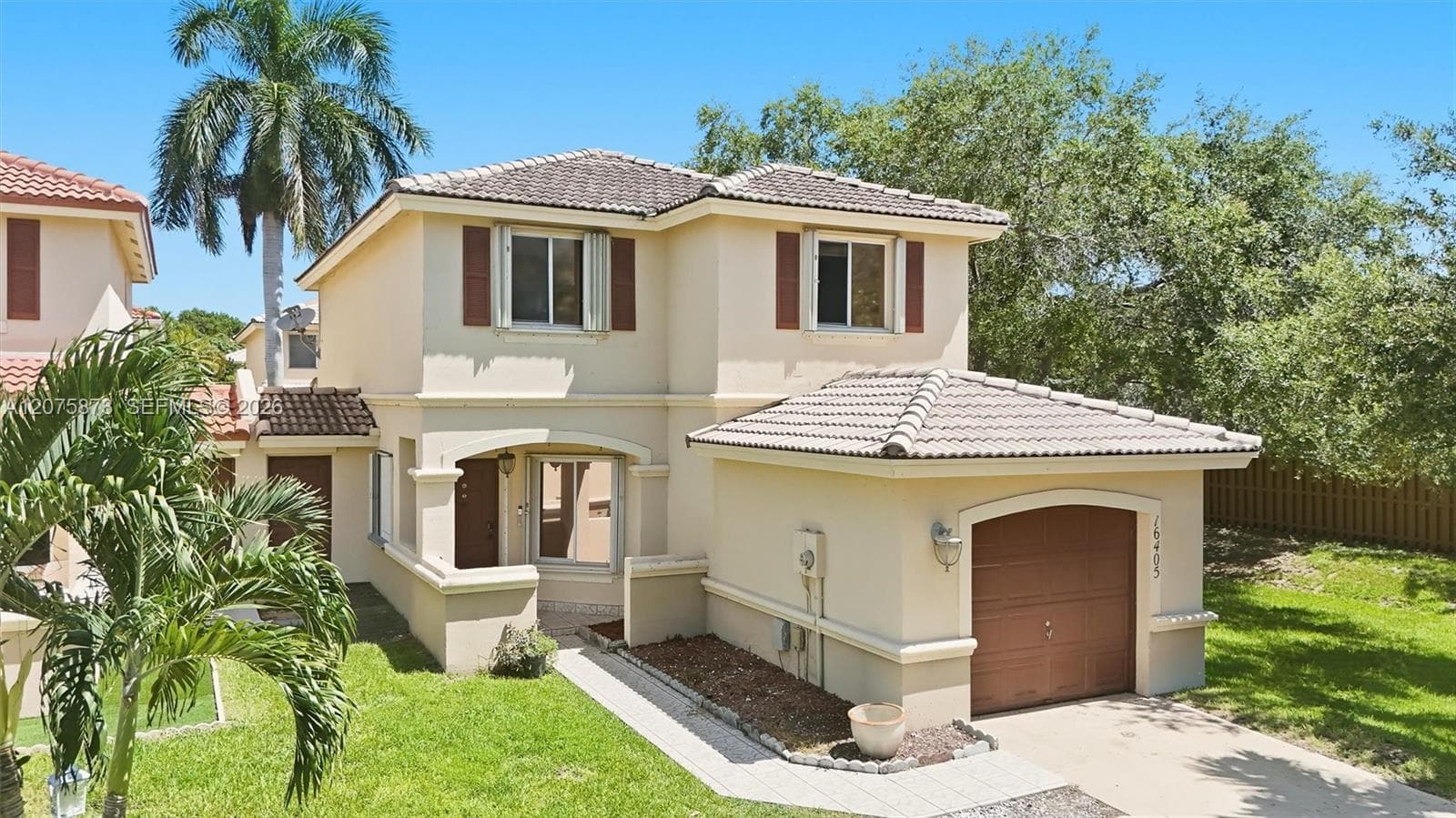 16405 SW 73rd Ln, Miami FL 33193
