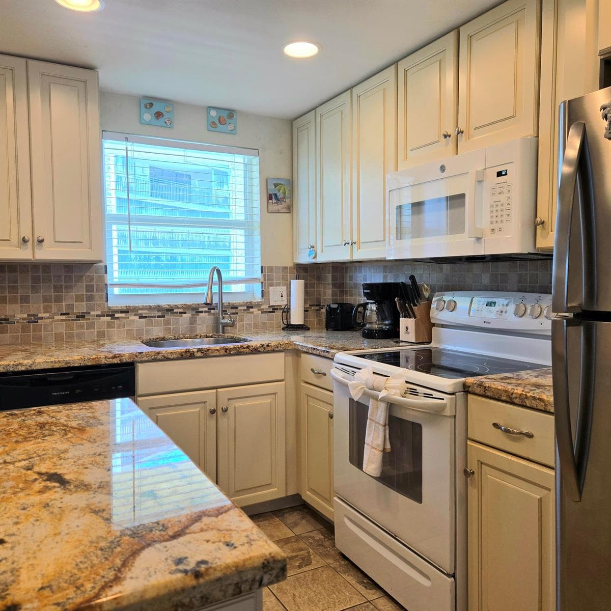 1161 Hillsboro Mile # 506, Hillsboro Beach FL 33062 photo 4