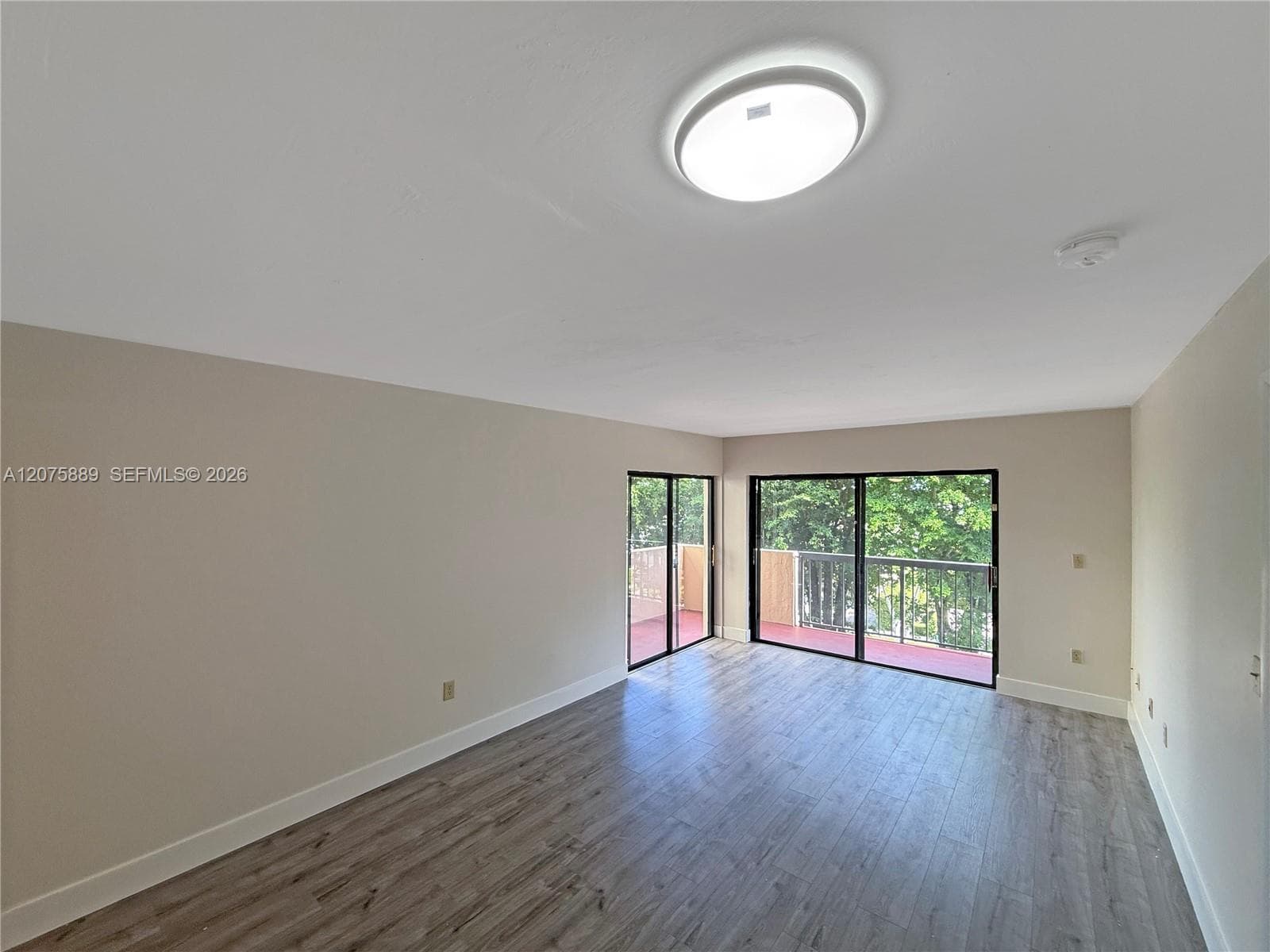 995 SW 84th Ave # 309, Miami FL 33144 photo 2