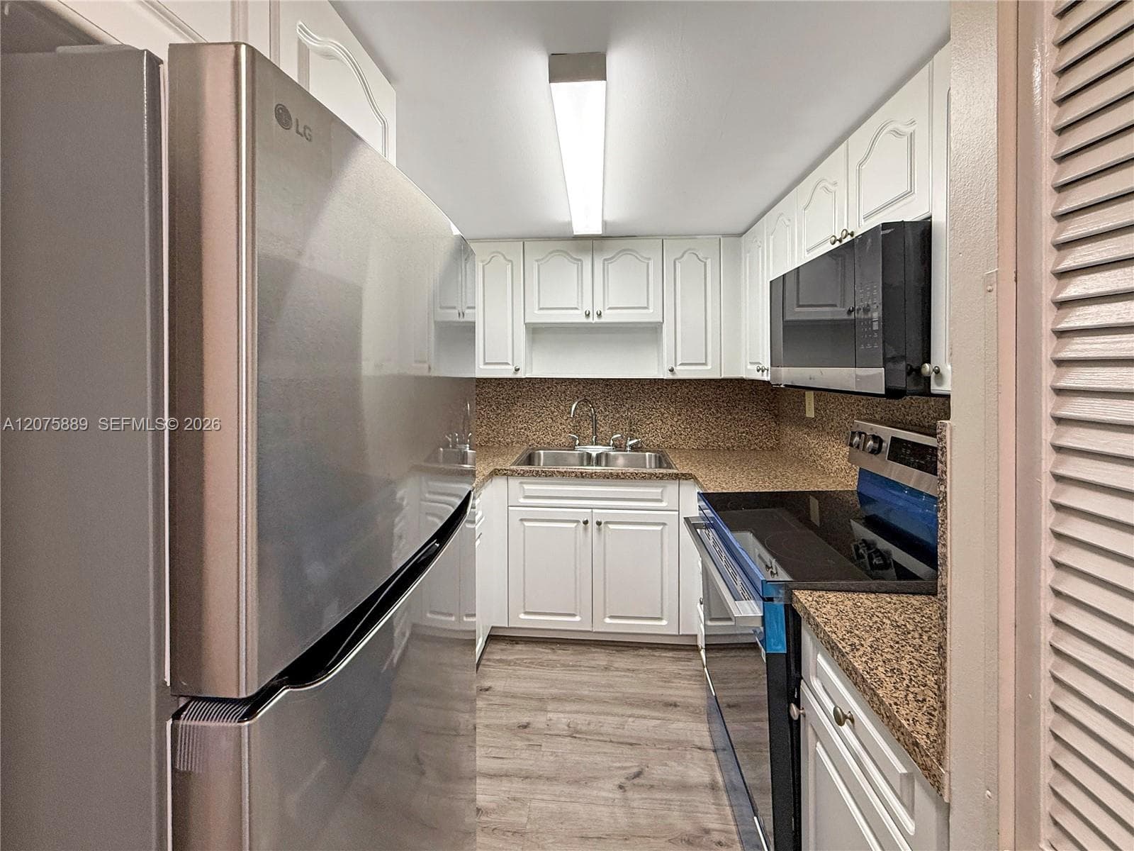 995 SW 84th Ave # 309, Miami FL 33144 photo 4