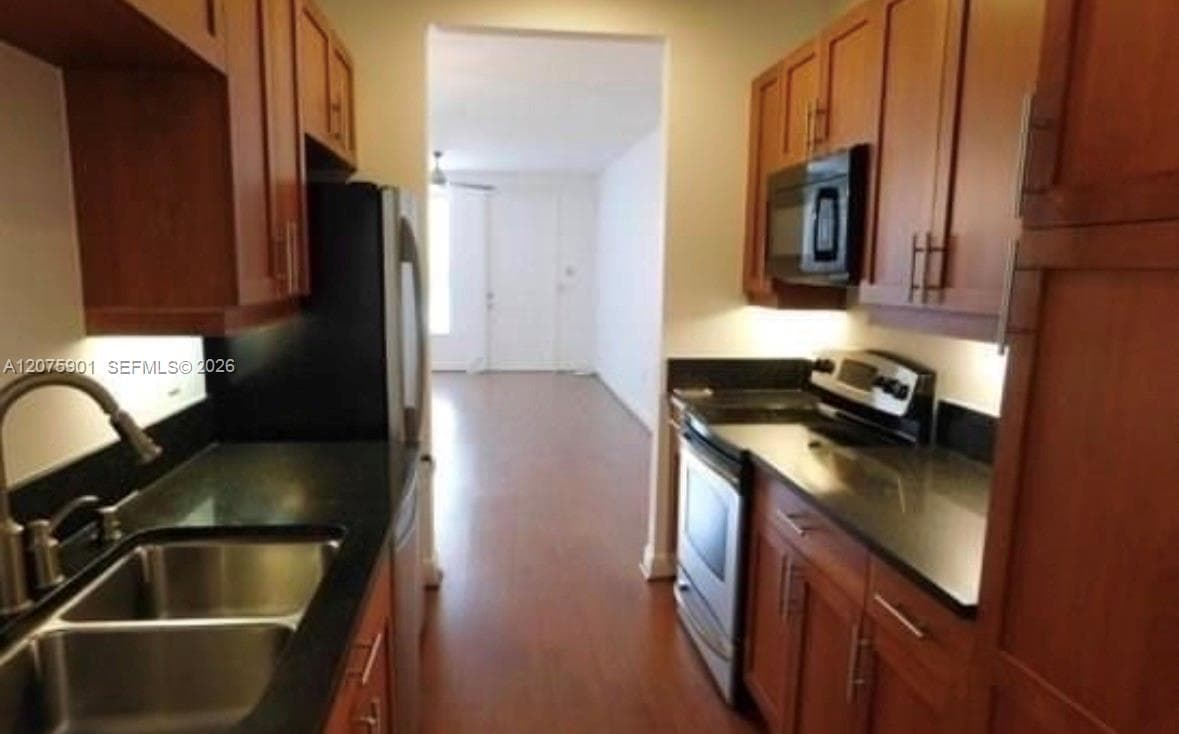 332 SW 14th Ave # 332, Fort Lauderdale, FL 33312 photo 2