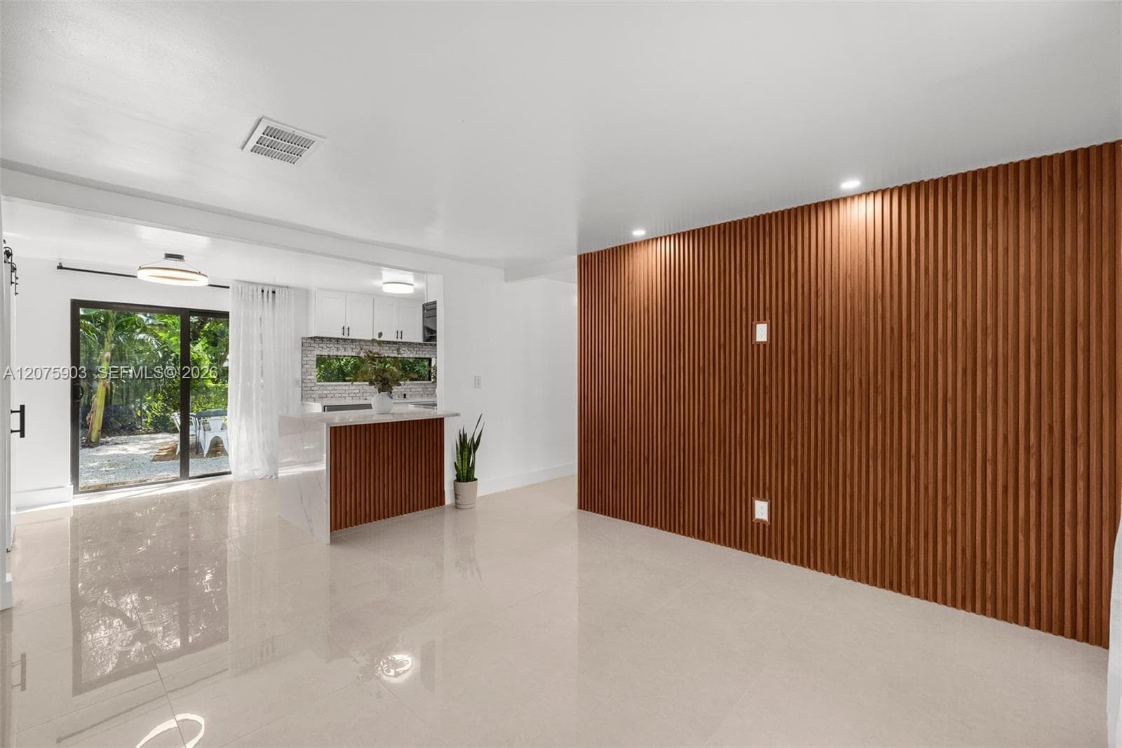 5741 Simms St, Hollywood FL 33021 photo 4