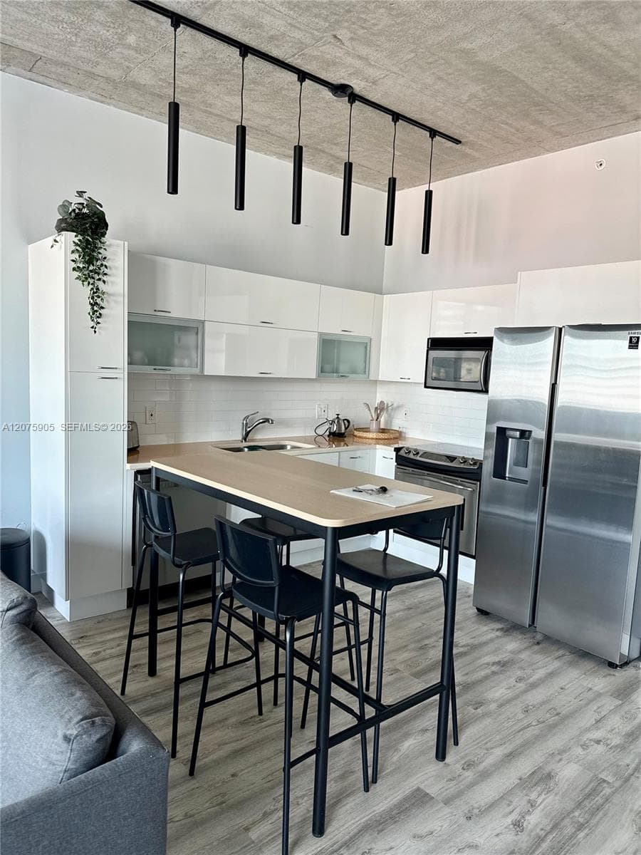 133 NE 2nd Ave # 915, Miami FL 33132 photo 4