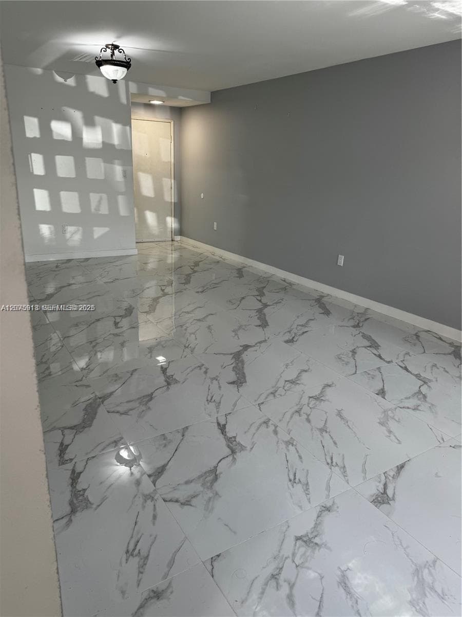 10257 NW 9th St Cir # 102-10, Miami FL 33172 photo 3