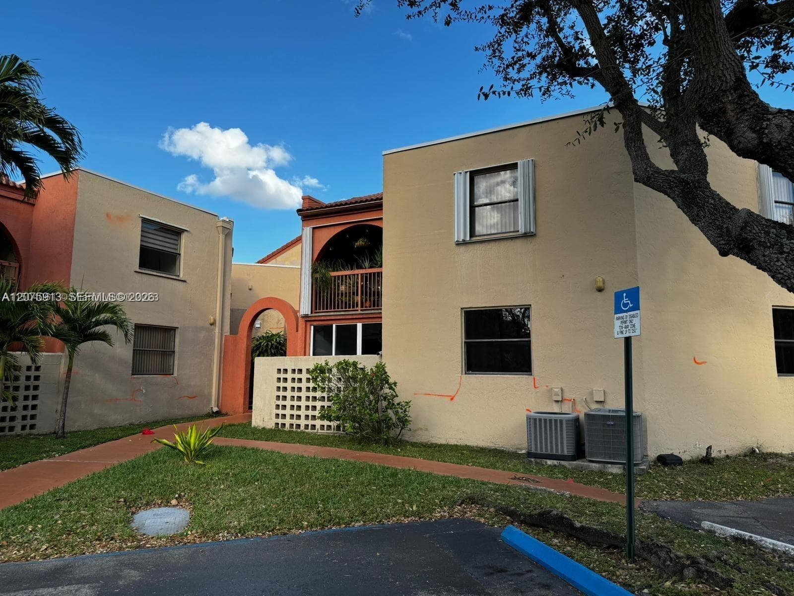 10257 NW 9th St Cir # 102-10, Miami FL 33172