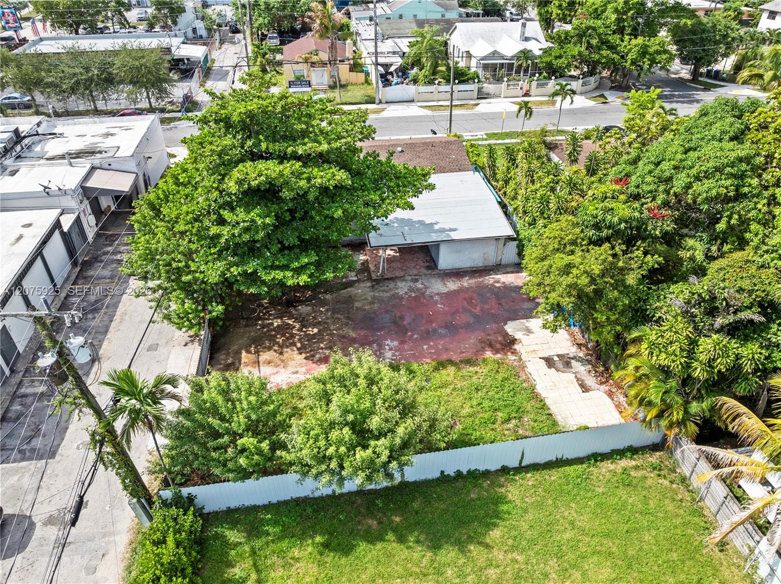 2723 NW 3rd St, Miami FL 33125 photo 5