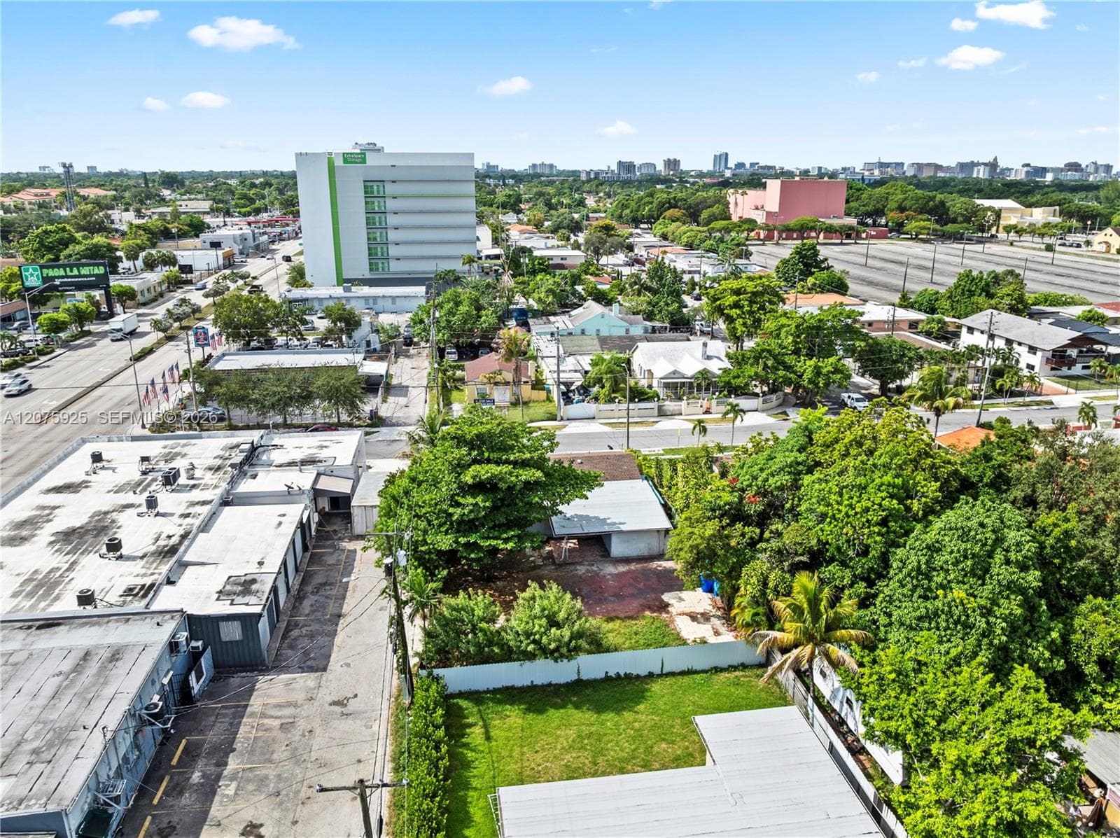 2723 NW 3rd St, Miami FL 33125 photo 4