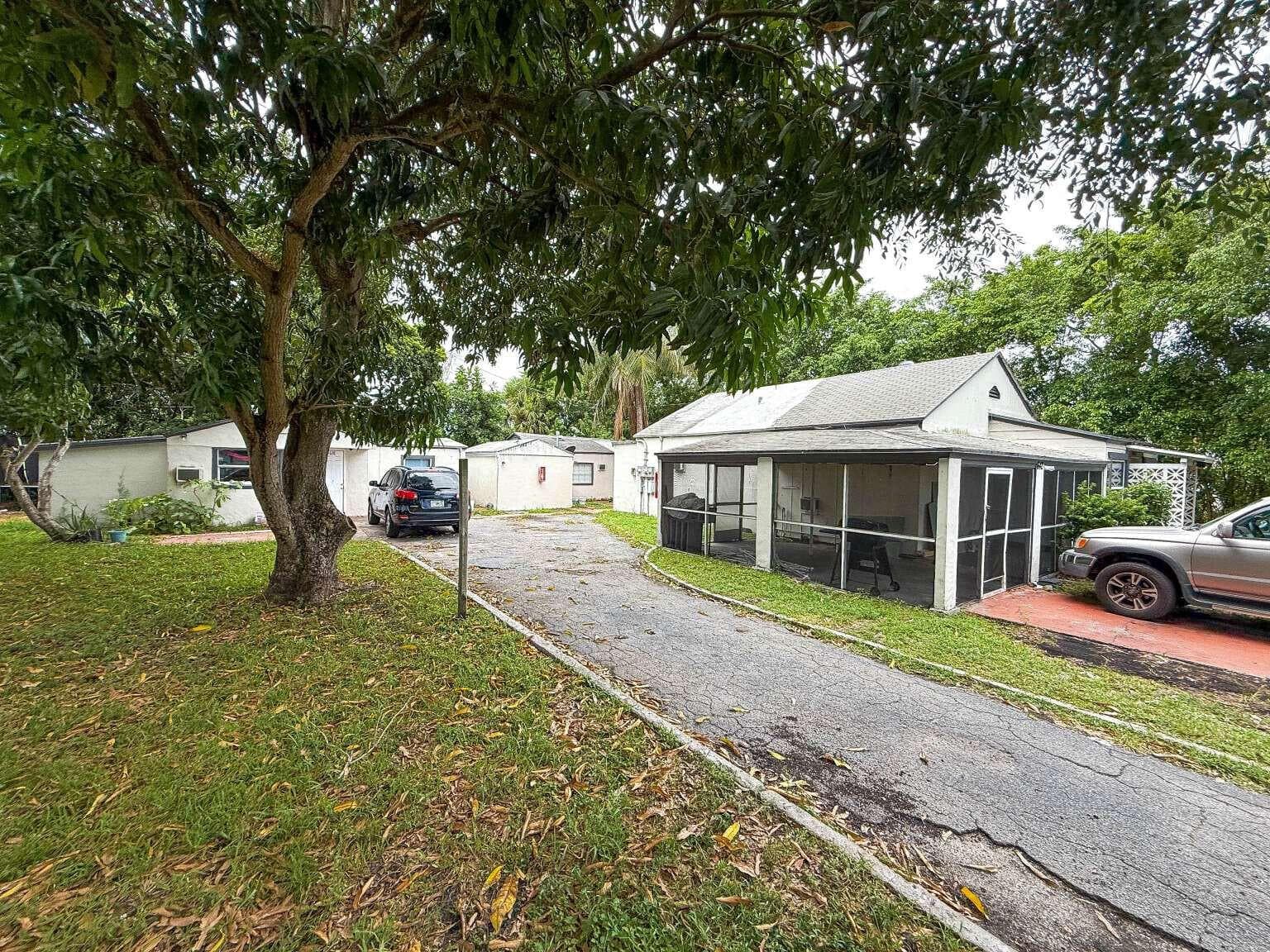 638 50TH Street, West Palm Beach, FL 33407 photo 5