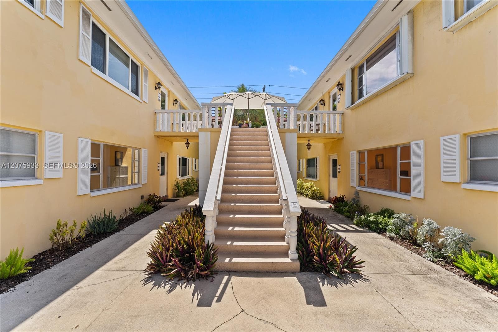 5840 NE 22nd Way # 728, Fort Lauderdale FL 33308 photo 2