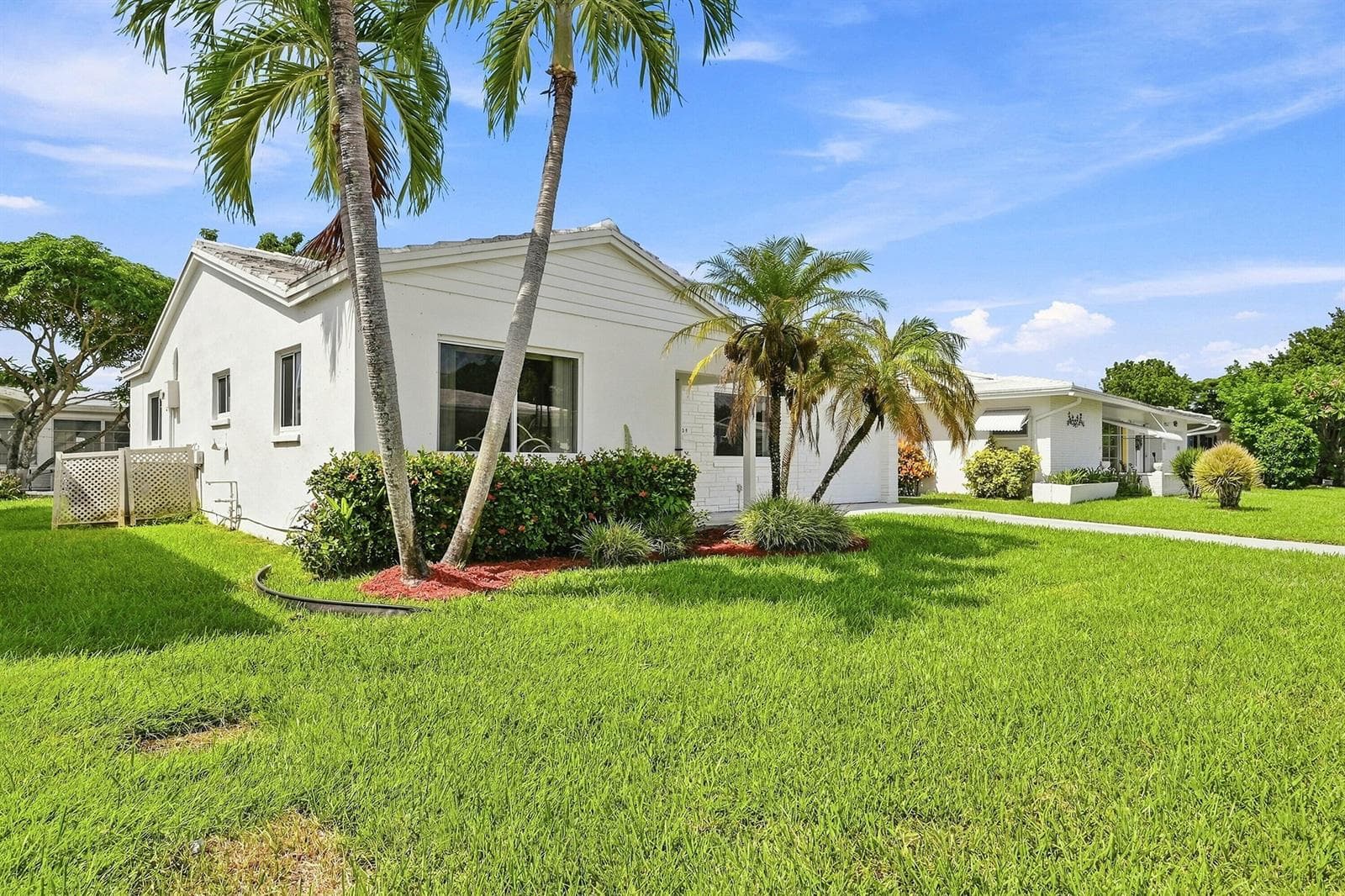 7104 NW 70TH Court, Tamarac FL 33321 photo 4