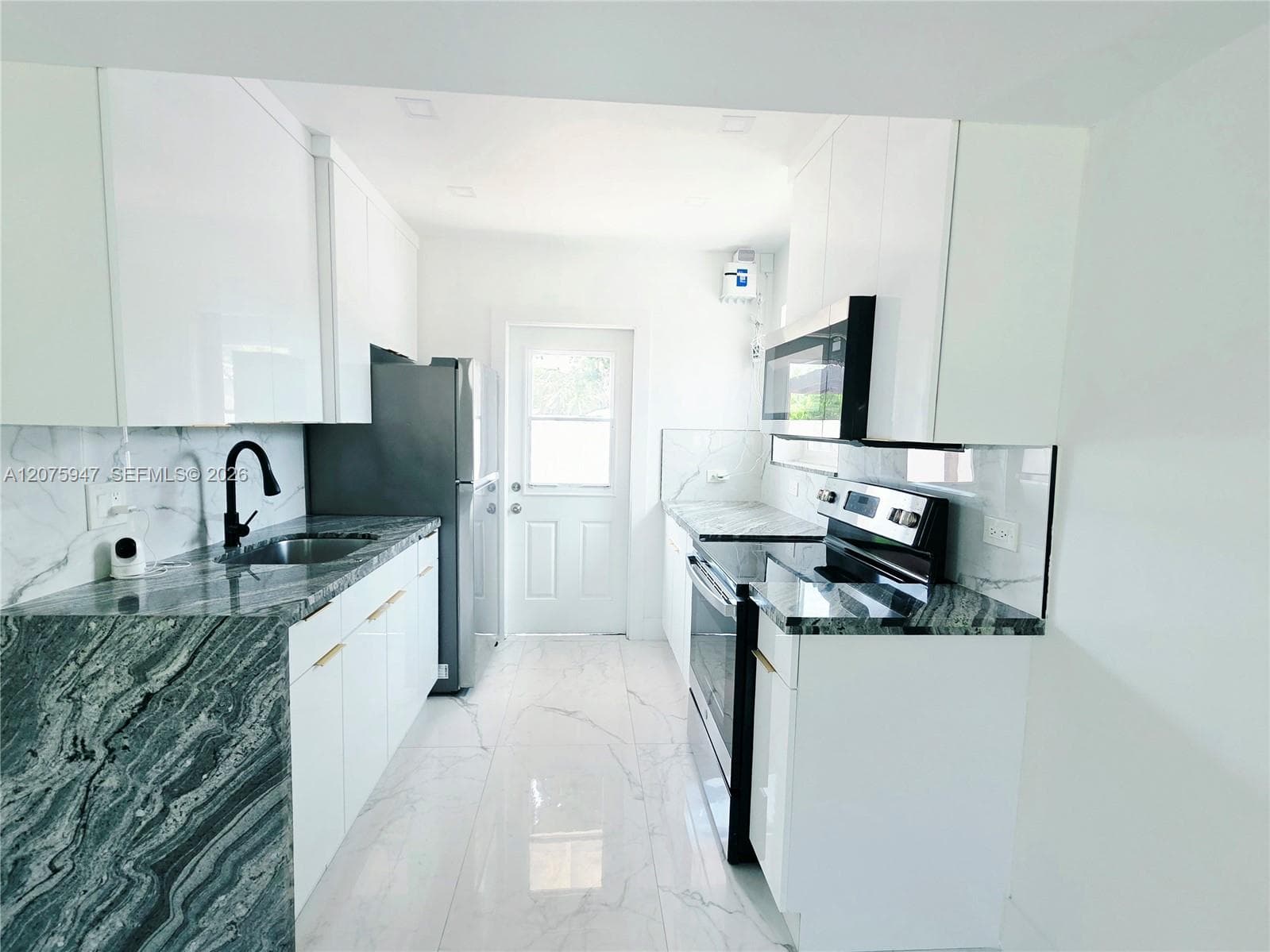 5301 NE 17th Ave # -, Pompano Beach FL 33064 photo 2