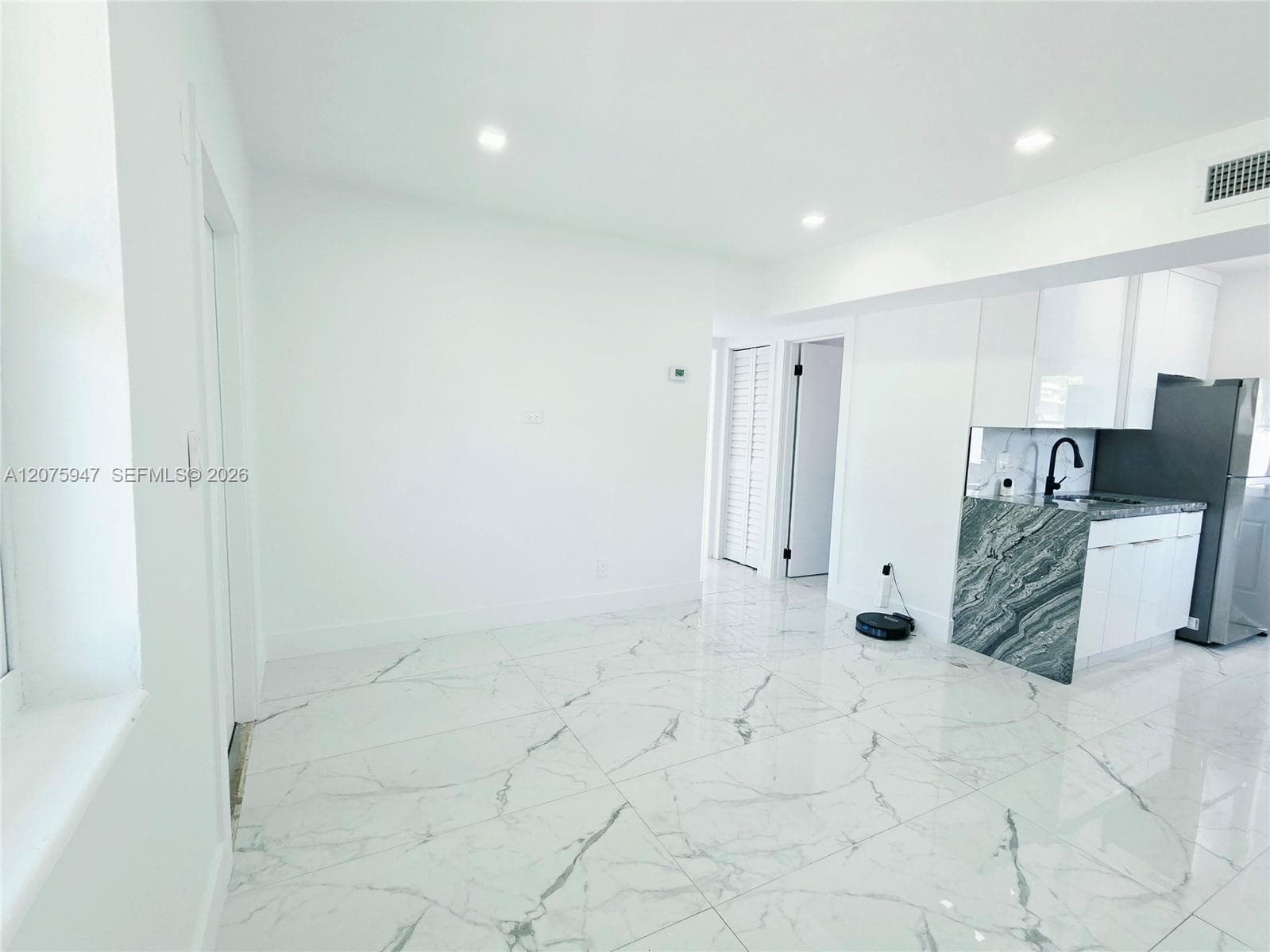5301 NE 17th Ave # -, Pompano Beach FL 33064 photo 4