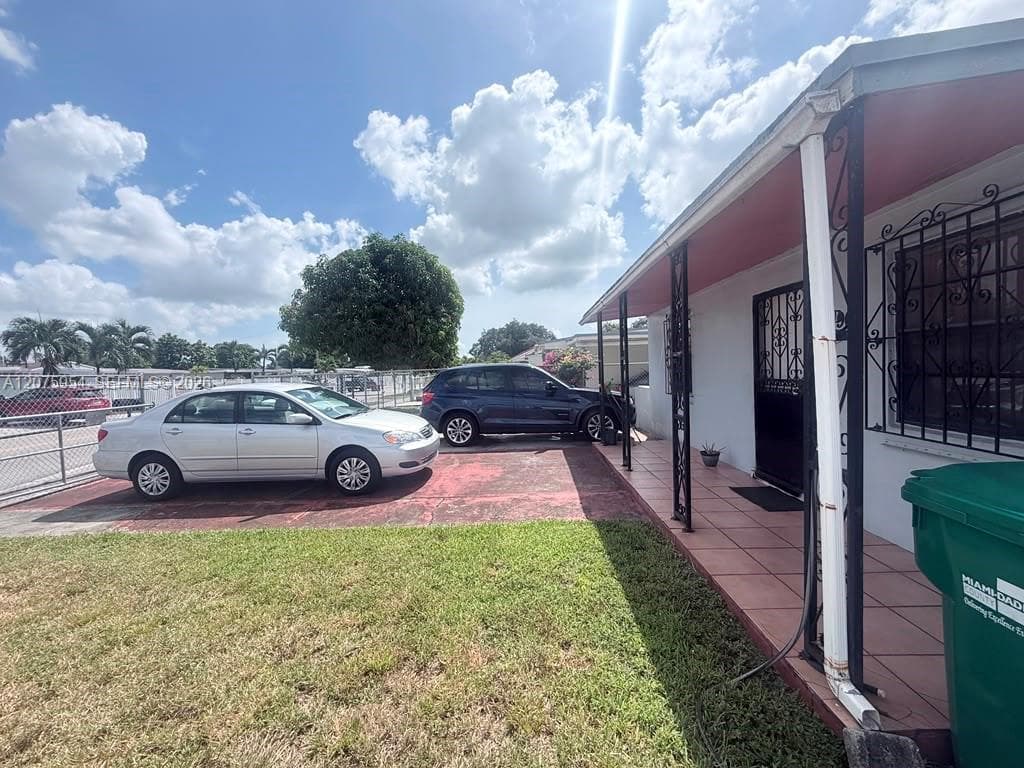 3190 NW 97th St, Miami, FL 33147 photo 2
