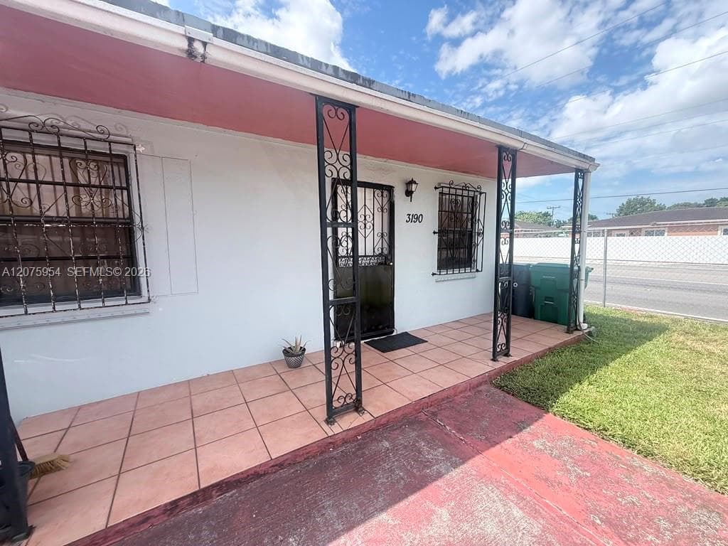 3190 NW 97th St, Miami, FL 33147 photo 3