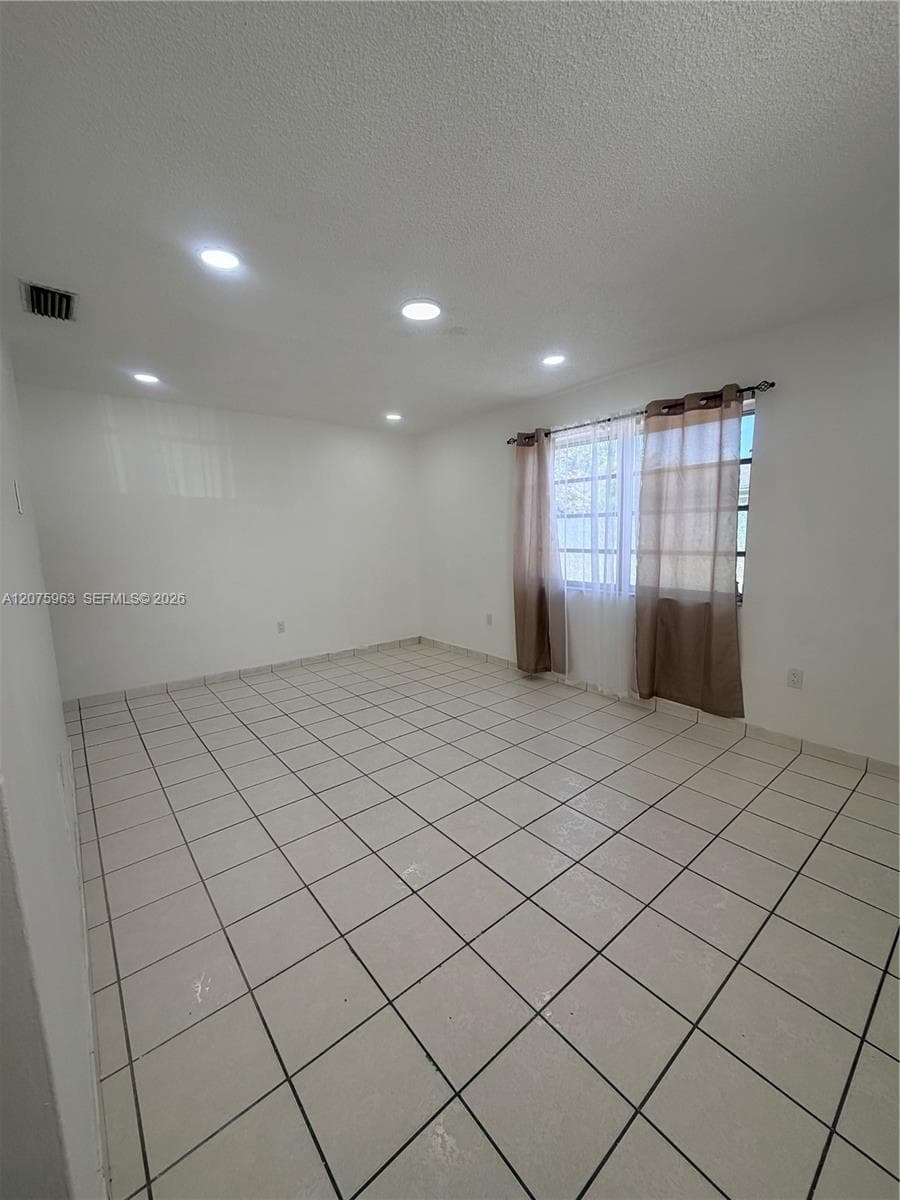 3821 SW 89th Ct # Front, Miami FL 33165 photo 2