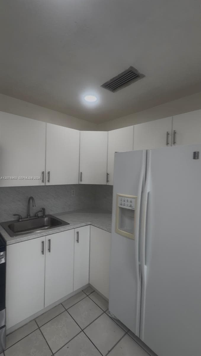 3821 SW 89th Ct # Front, Miami FL 33165 photo 4